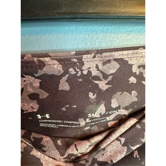 Under Armour HeatGear Leggings Mesh Compression Pants Pink Camo Womens Small - Picture 9 of 11